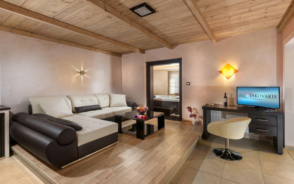 Iakovakis Suites & Spa Koropi Exteriér fotografie